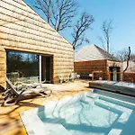 Semesteranläggning (resort) Pazar Homes
