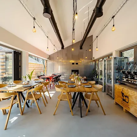 Pazar Homes * Zanka